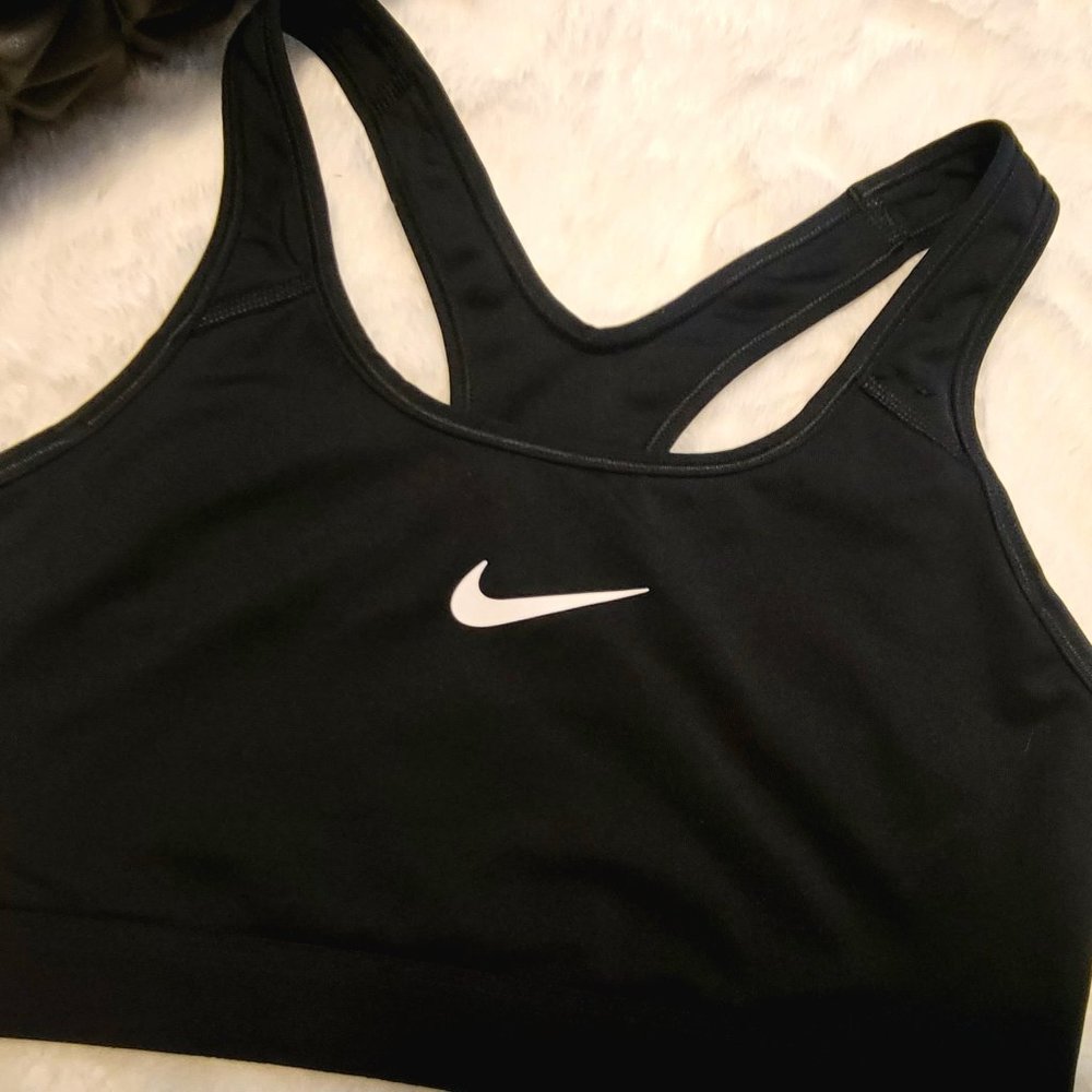 Nike Women's Victory Compression Bra Plus size M